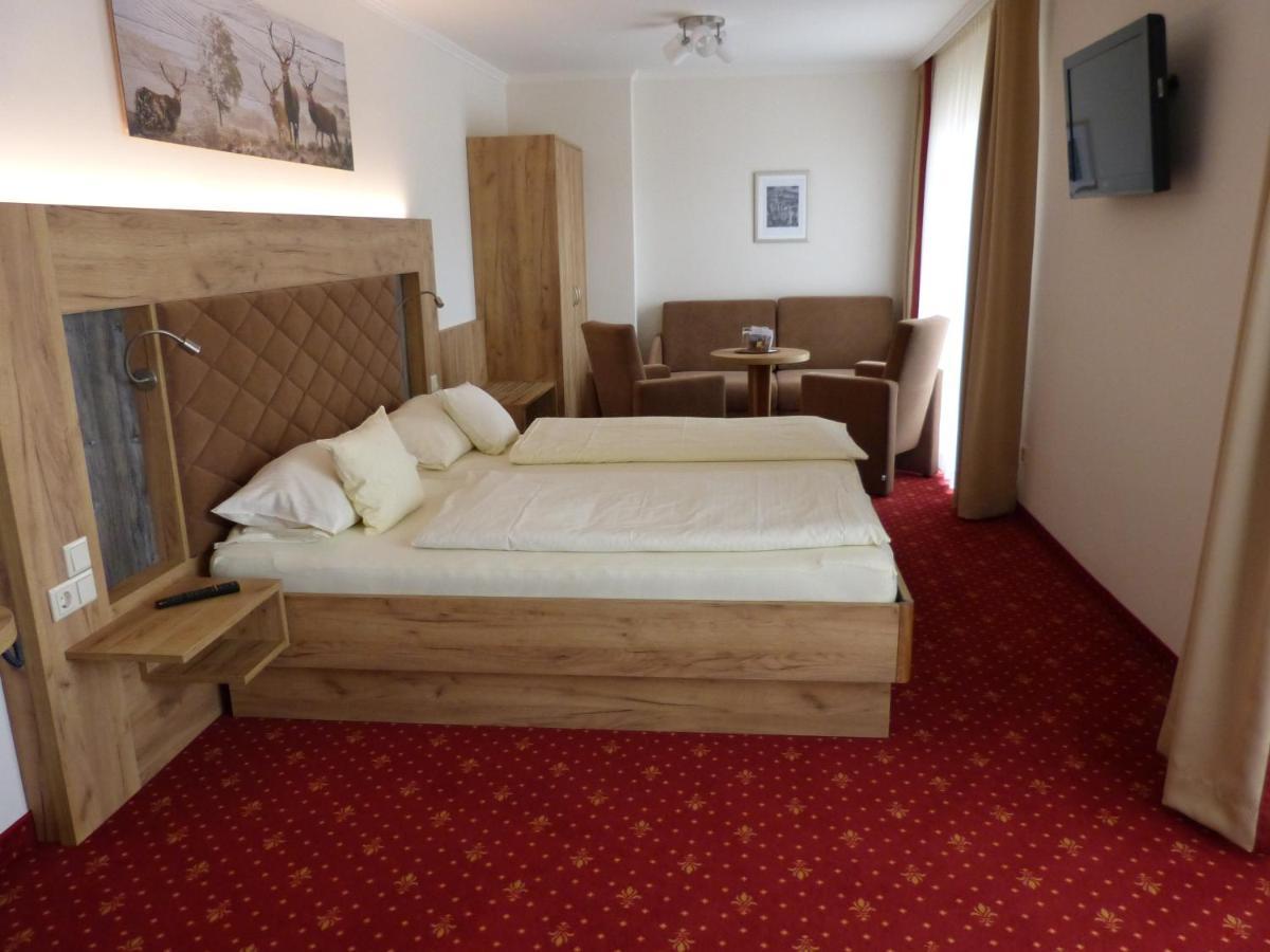 Ferienhotel Wolfsmuehle Rodishain Екстериор снимка